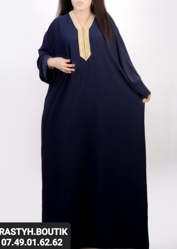 𝙏𝙀𝙉𝙐𝙀𝙎 𝙍𝙀𝙇𝘼𝙓 en coton et polyester tout droit de DUBAI